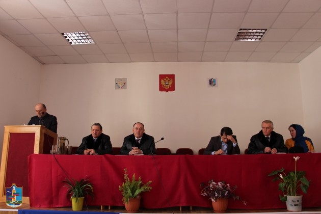 27 февраля в зале администрации состоялось обсуждение Послания Главы РД Рамазана Абдулатипова