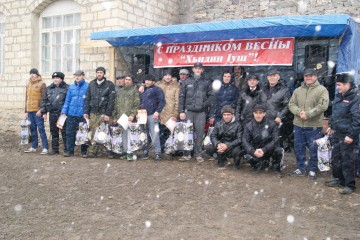 Победители спортивных соревнований на традиционном районном празднике «Хьидин iуш»