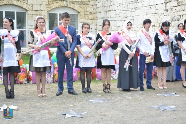 ​25 мая в школах Агульского района прошли мероприятия, посвященные  празднику Последнего звонка.