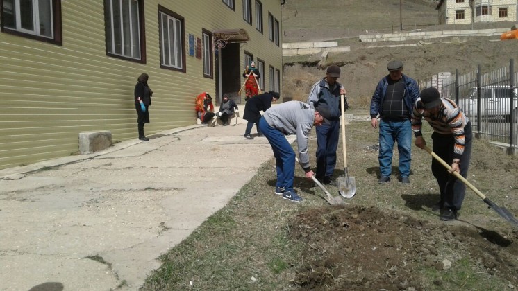 Жители Агульского района  включились в благотворительную экологическую акцию "Чистый район"