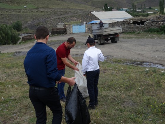 ​С 14 по 17 сентября на территории МО «Агульский район провели санитарно - экологические субботники