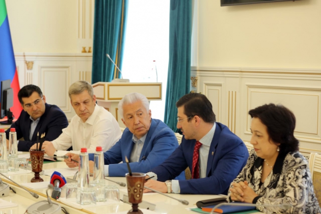Дагестанские бизнесмены из Москвы и Петербурга будут участвовать в ремонте школ республики
