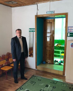 ​Глава Агульского  района Закир Каидов посетил образовательные учреждения и ФАП в с. Дулдуг.