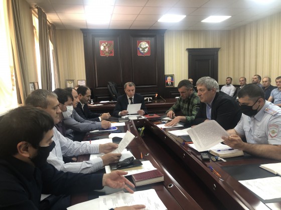 Под председательством главы Агульского района Каидова Закира Гусейновича прошло заседание АТК