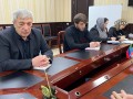 Перед еженедельным аппаратным совещанием состоялось заседание с начальниками отделов администрации.  0