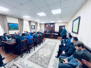 Так же прошло еженедельное аппаратное совещании под председательством главы района Закира Каидова.