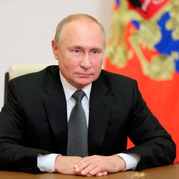 ​Владимир Путин поздравил мусульман страны с праздником Ураза-байрам.