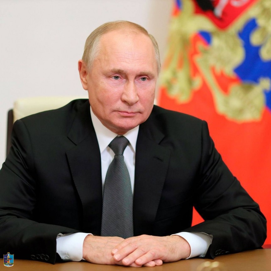 Владимир Путин поздравил мусульман страны с праздником Ураза-байрам.